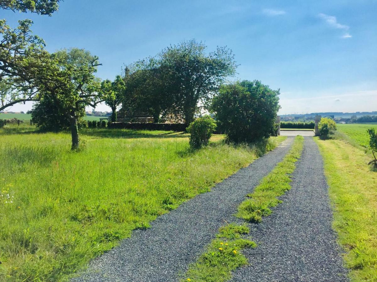فندق Galerie, Tumulus De La Hogue Fontenay-le-Marmion المظهر الخارجي الصورة